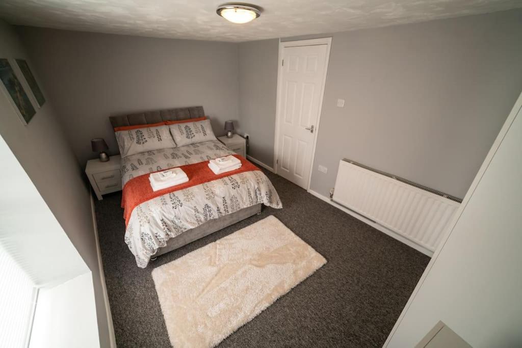 2 Bed Sleeps 4 Central Haverfordwest Town House Villa Buitenkant foto